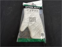 BID X 2: NEW Winco Oven mitt