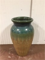 Large Pottery Vase/Planter