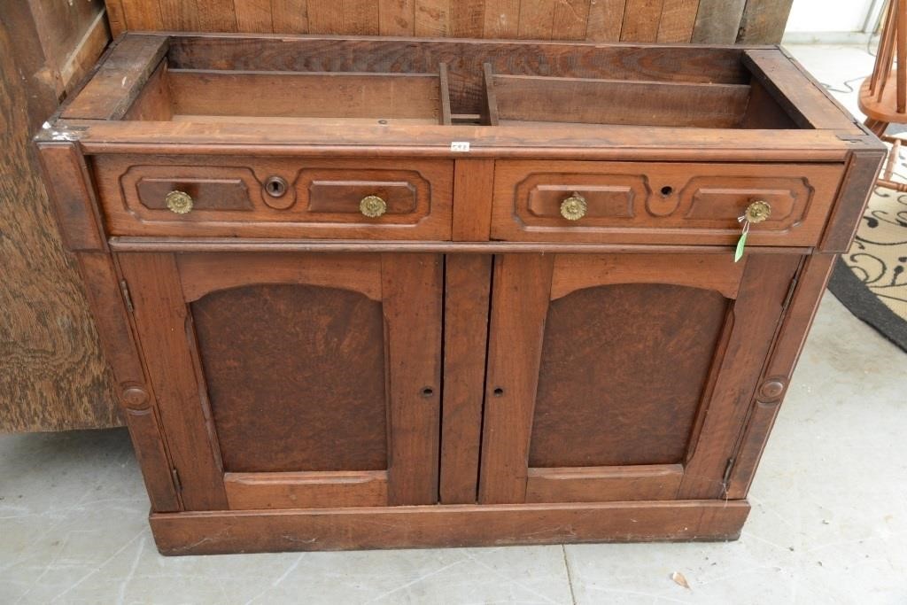 46.5 X 17.5 X 36 ANTIQUE WASH STAND (NO TOP)