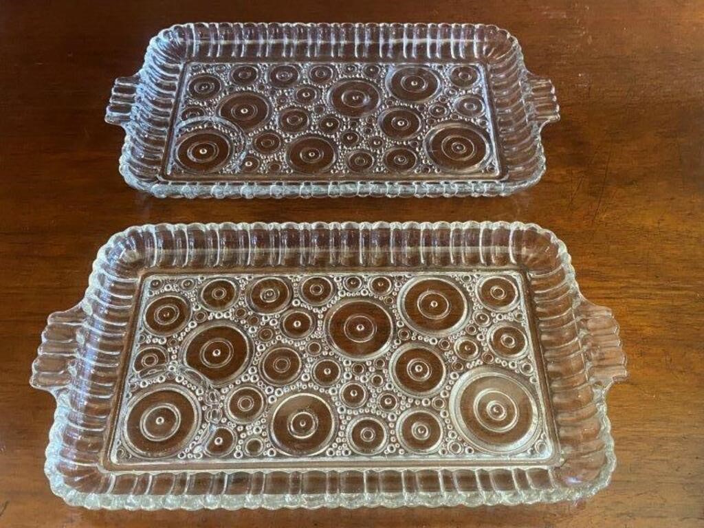 2 Anchor Hocking Colonial Lady "Circles" Trays