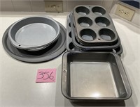 Large lot of bakeware