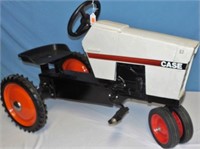 Case 1070 Pedal Tractor