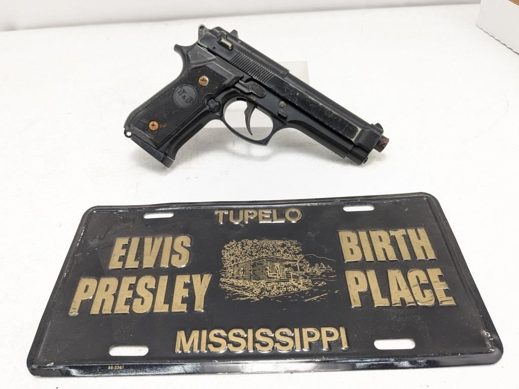 Elvis License Plate & Y&P Gas Pistol Duo