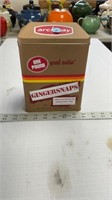 Gingersnaps tin container