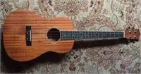 KIMSE BARITONE UKULELE