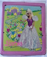 1989 Barbie Fold-Out Doll Case & Clothes