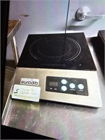 COUNTER TOP  INDUCTION  COOKER