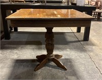 Late 20th Century Oak Pedestal Lamp Table