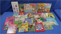 Vintage Books incl Raggedy Ann, The Golden