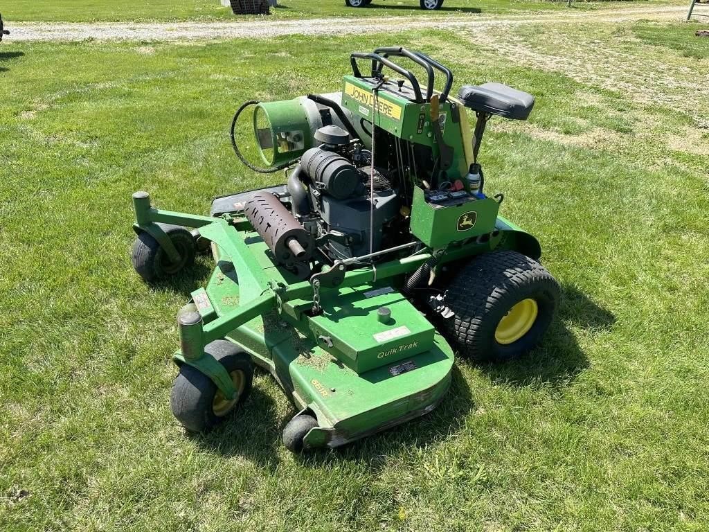 JOHN DEERE 661R STAND UP QUIK TRAK ZERO TURN MOWER