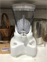 SMOOTHIE MAKER