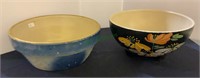 Nice vintage ceramic mixing bowls - one black with