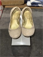 JESSIC SIMPSON GOLD SHOES 10M