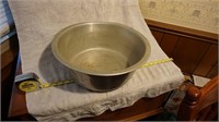 Vintage Maid of Honor Extra Large Wash Pot