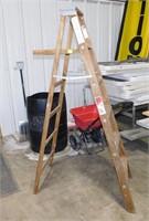 Werner Wooden Ladder (6')
