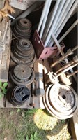 Large amount of steel weights and bars