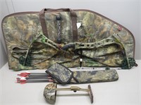 Darton model AS400 right handed compound bow –
