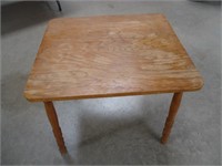 Wood Table 22x26", 22" high