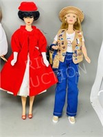 6 Barbie dolls w/ stands