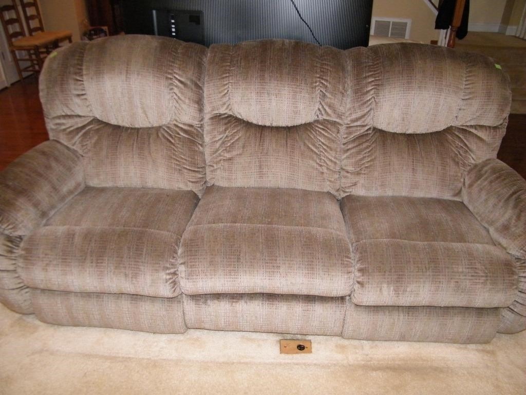 3 CUSHION SOFA WITH 2 RECLINERS AT ENDS