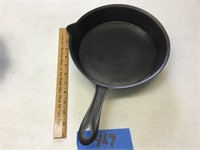 #8 CAST IRON PAN