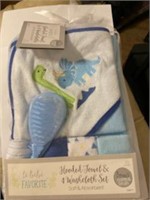 Boys hooded towel and wash cloth set with comb