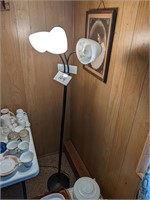 3 Light adjustable floor lamp