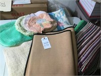 Lot of 13 rugs; 3 toilet seat covers