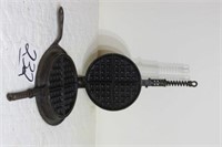 GRISWOLD # 8 WAFFEL IRON