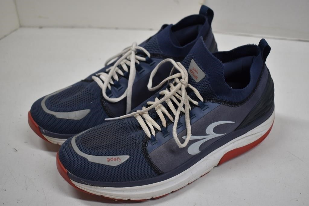 Gdefy TB9036 Athletic Shoes Pre-Owned Size 11.5
