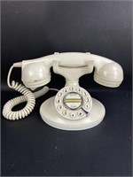 Vintage Cream Microtel Corded Phone