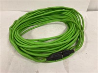 100 ft extension cord. Good condition
