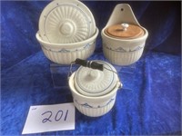 Western Stoneware Colonial Pattern Crock set