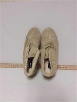 Large Lined Tan Slippers