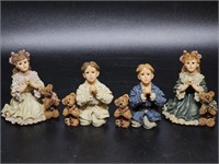 Yesterdays' Child Figurines (4) - The Prayer