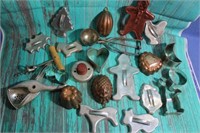 Lot of Antique Kitchen Items Cookie Cutters