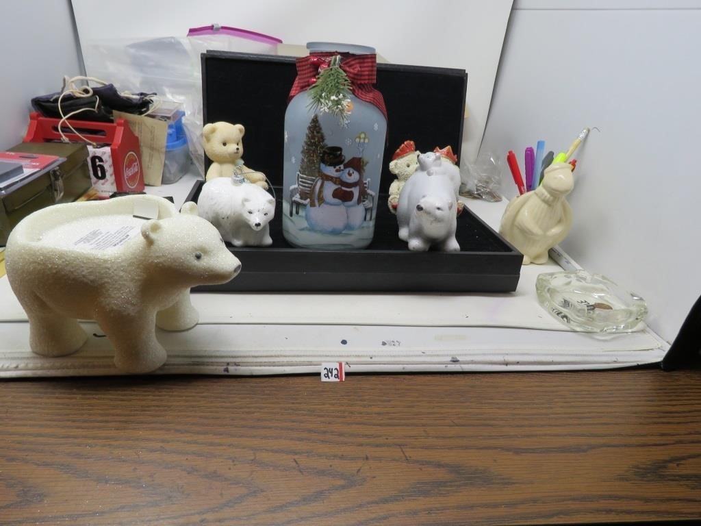 Box Lot Polar Bears & More