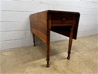 Cherry Antique 1-drawer Drop Leaf Table