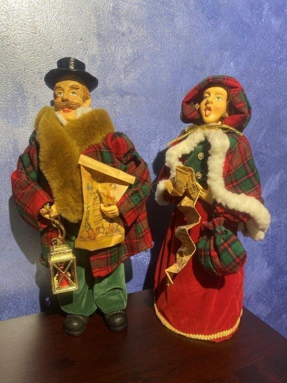 Christmas Caroler Statues