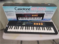 Casiotone MT-220 Elec. Keyboard