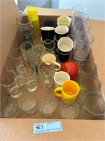 Box of MISC CUPS