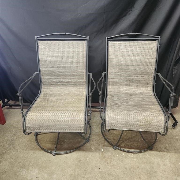 Metal outdoor rocking chairs