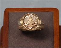 Vintage 10K Gold Masonic Ring