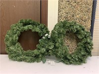 DOOR WREATH QTY 2 (OPEN BOX, POWERS ON)