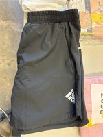 Adidas short L7"