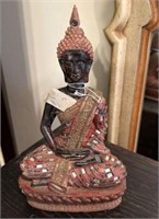 Decorative Thai Seated Buddha Res in Sculpture Fig