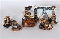 Boyd's Bears Seaside Music Box & Figurines