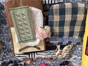 LOT OF VERY NICE BAGS + TAPESTRY MONITOR COVER