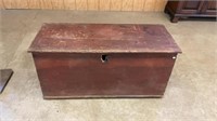 Blanket chest, very rough and dirty