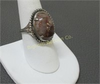 Vintage Ring: Size 8.75 Agate, Sterling Silver